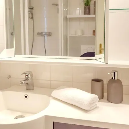 Faehrhaus Luv Un Lee *