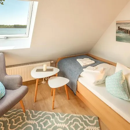 Faehrhaus Luv Un Lee Semesterbostad